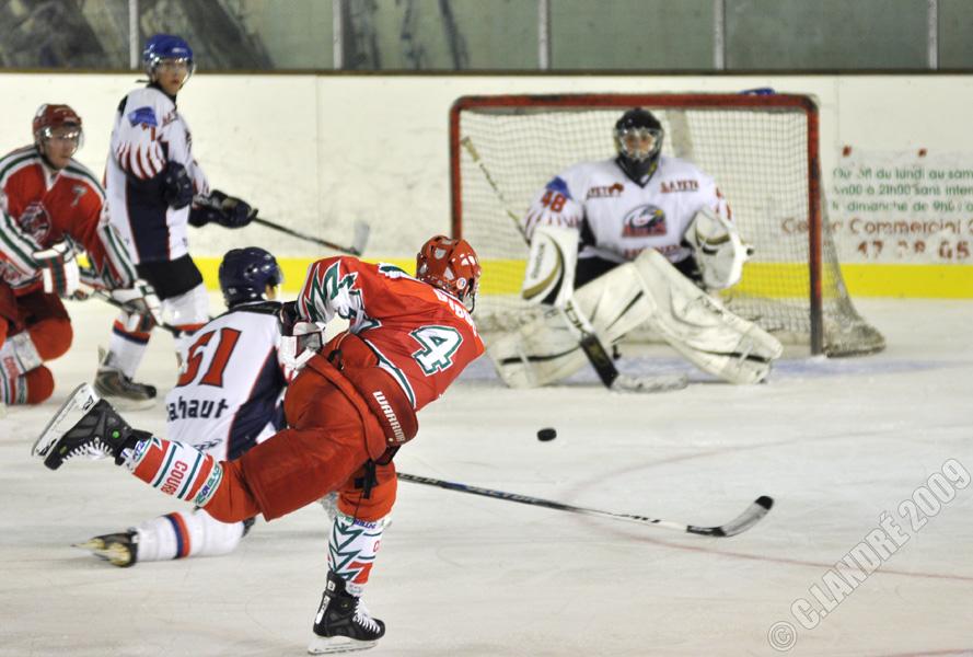 Courbevoie  3 - 8 Nice