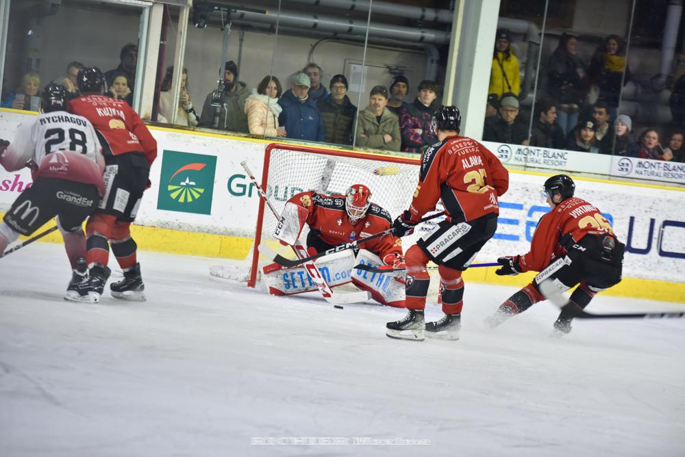 Chamonix  7 - 4 Mulhouse