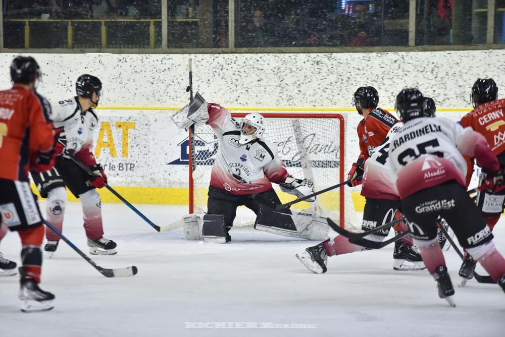 Chamonix  7 - 4 Mulhouse