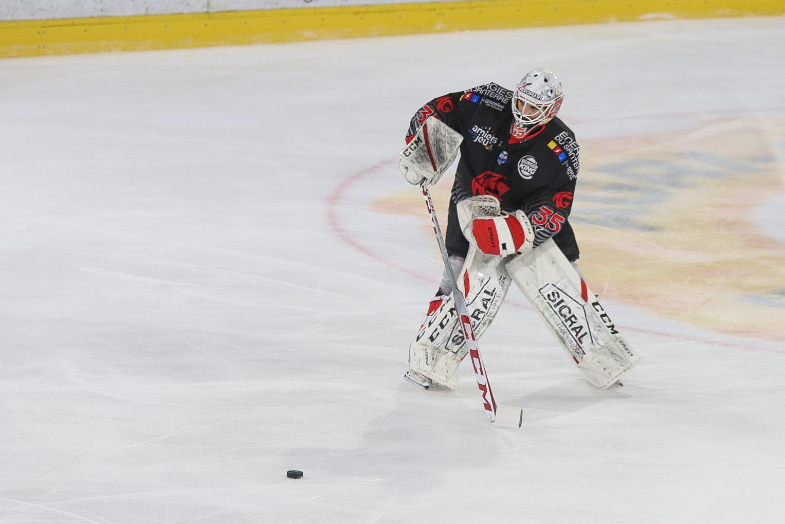 Amiens  4 - 0 Anglet