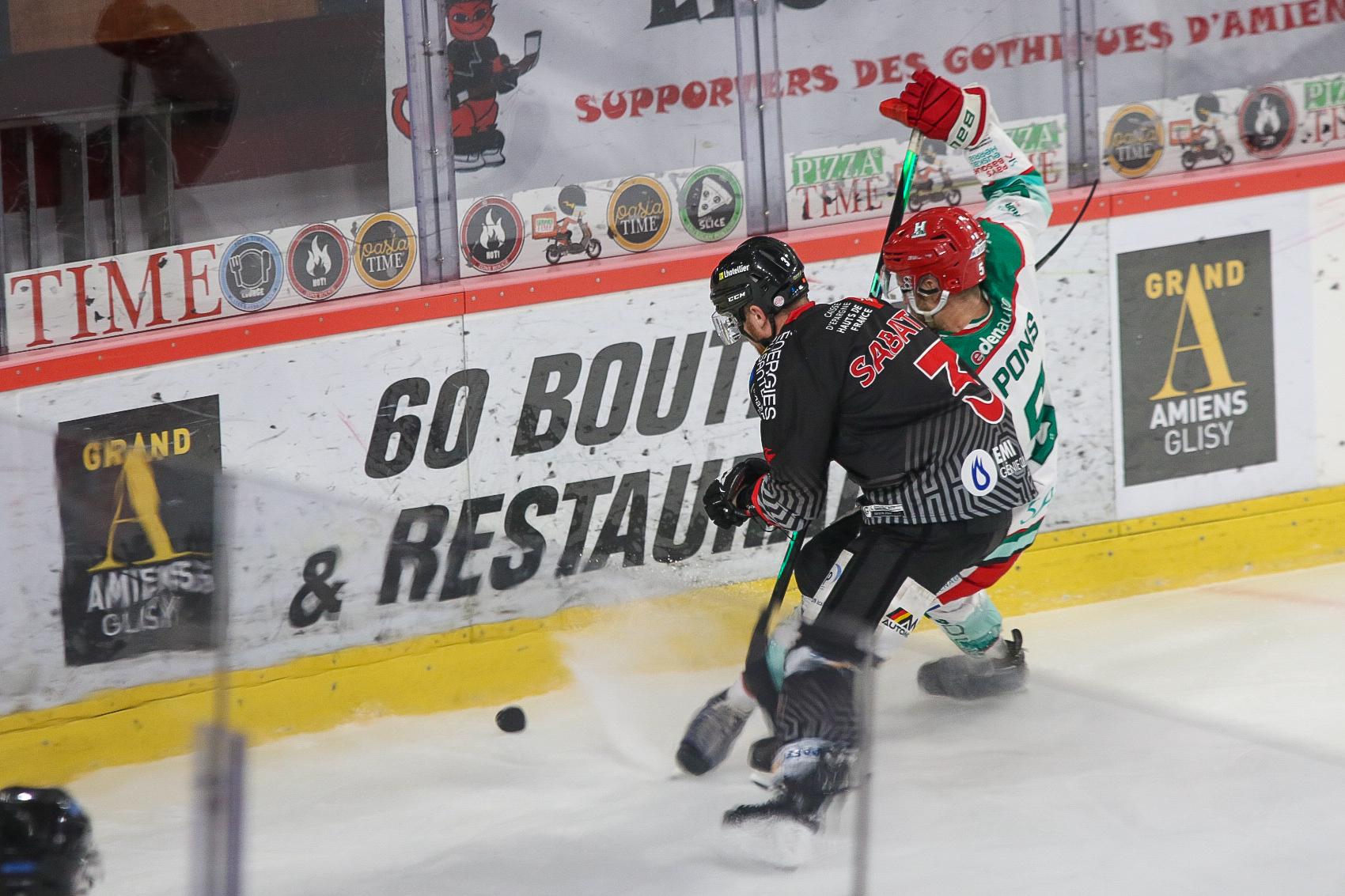 Amiens  4 - 0 Anglet