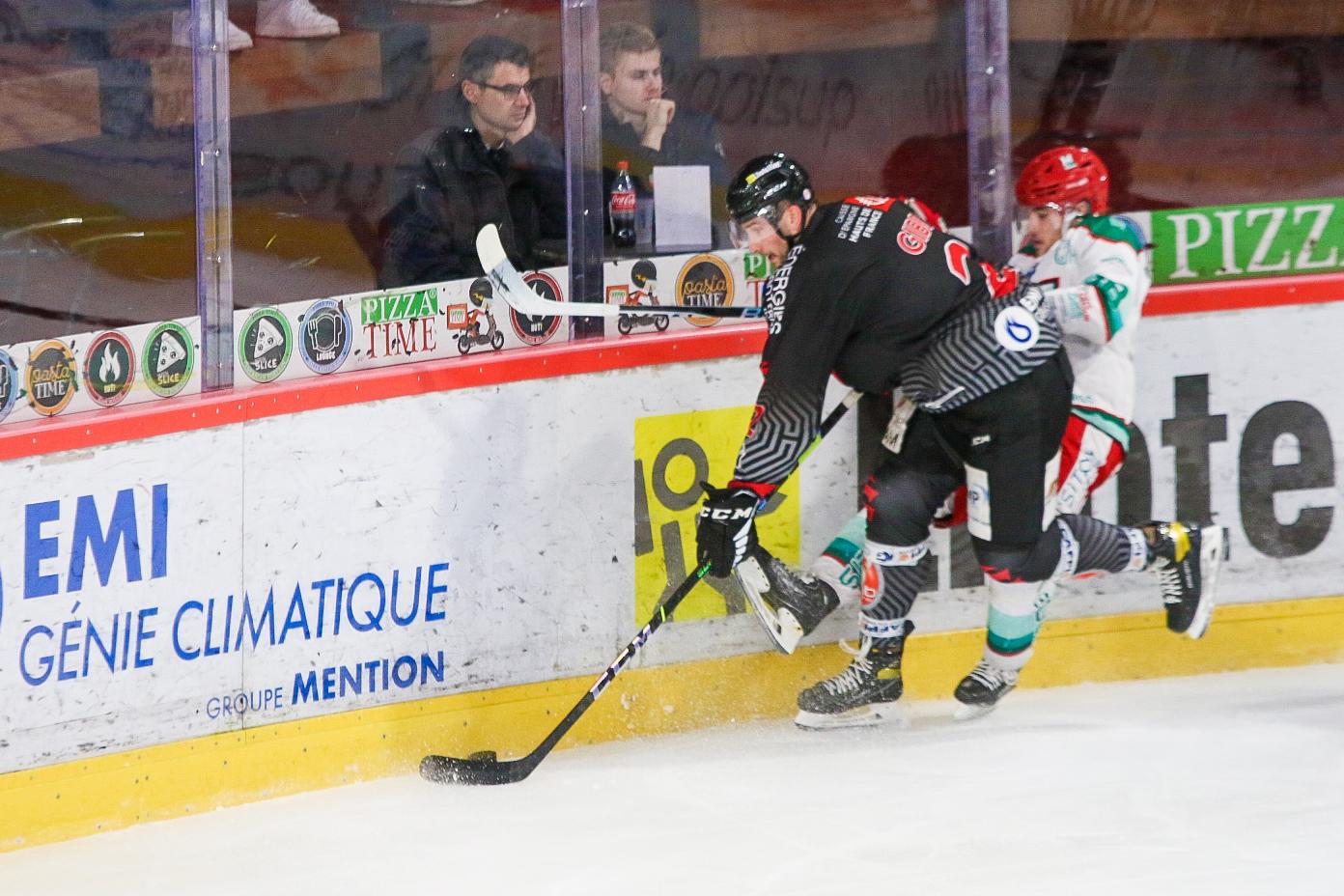 Amiens  4 - 0 Anglet