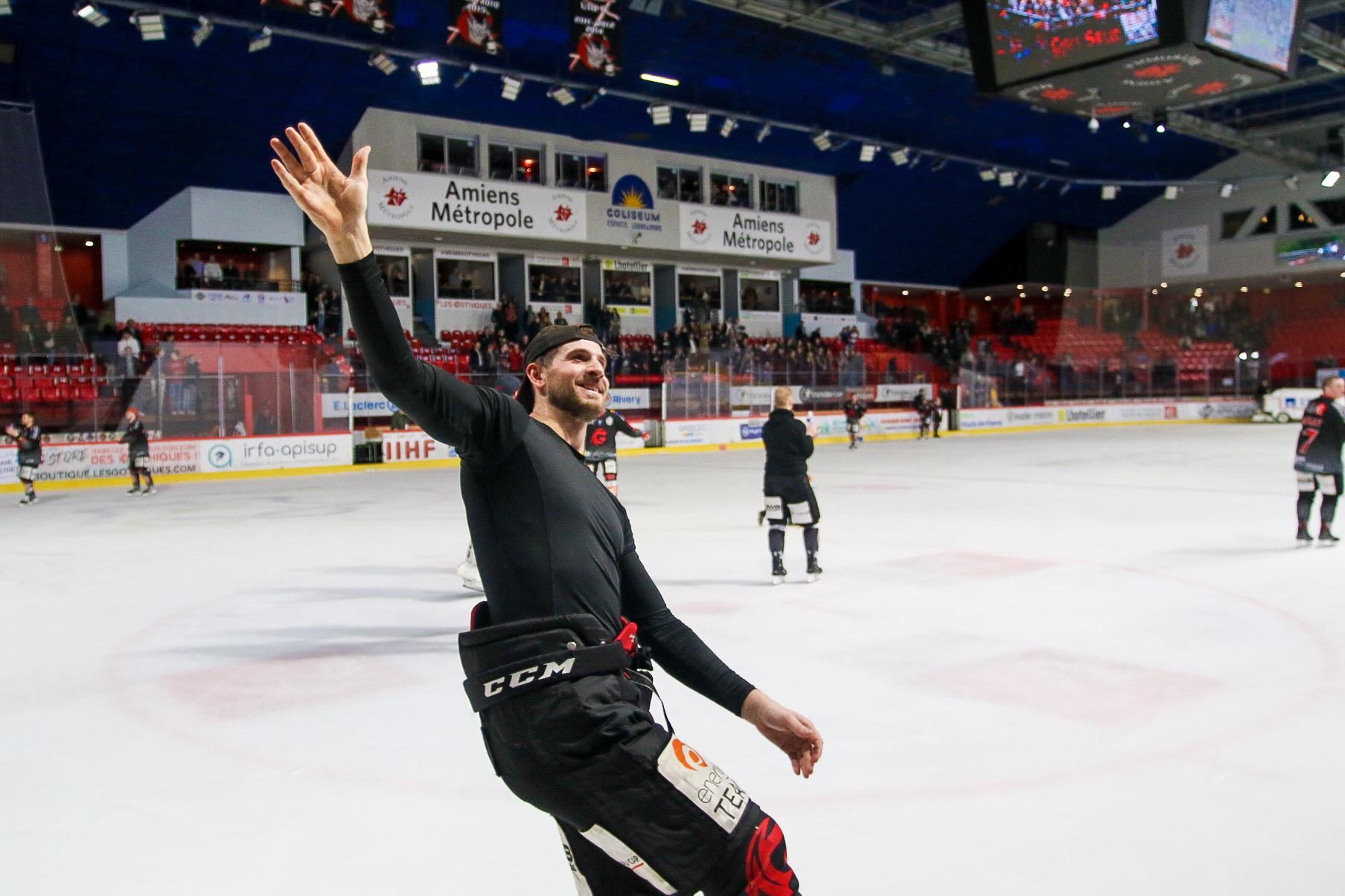 Amiens  4 - 0 Anglet