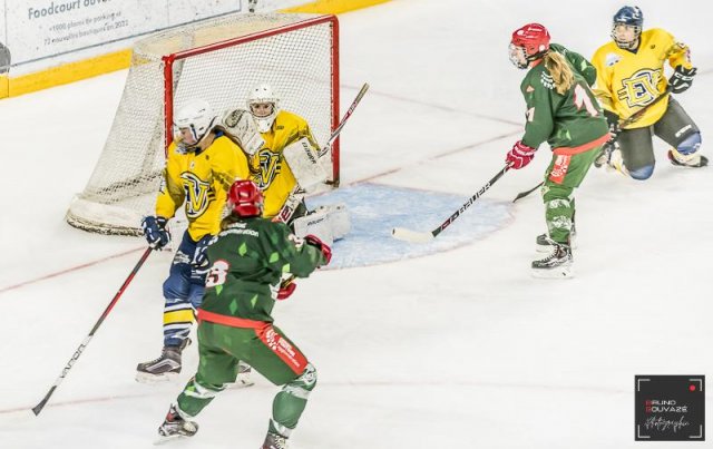 Photo hockey match Cergy-Pontoise / Féminin - Evry / Viry  - Féminin le 07/01/2023