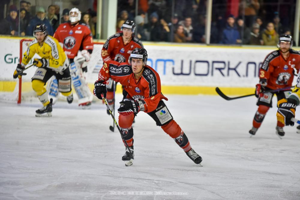 Chamonix  1 - 5 Rouen