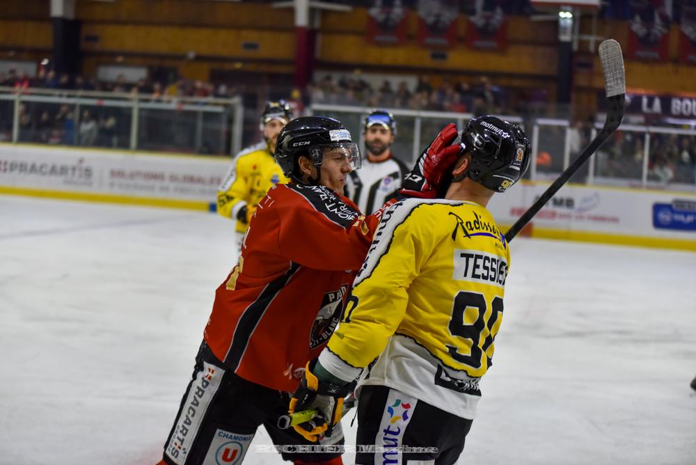 Chamonix  1 - 5 Rouen