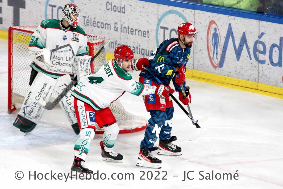 Grenoble  8 - 3 Anglet