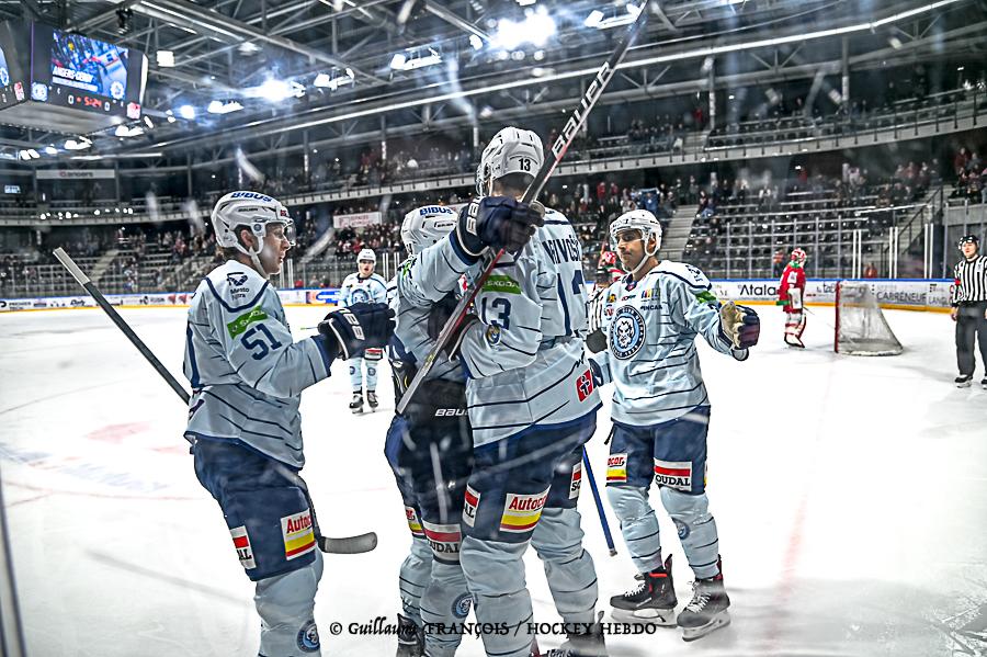 Nitra (SVK) 3 - 2 Cardiff