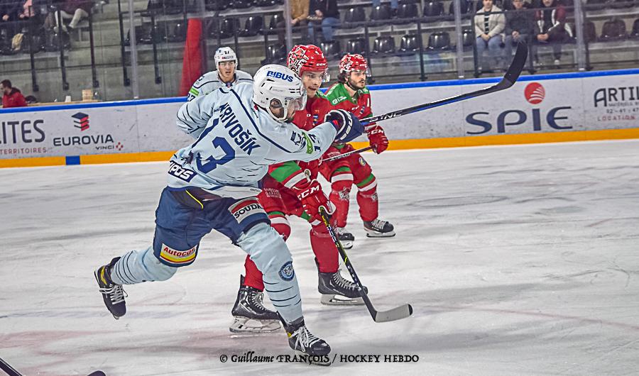 Nitra (SVK) 3 - 2 Cardiff