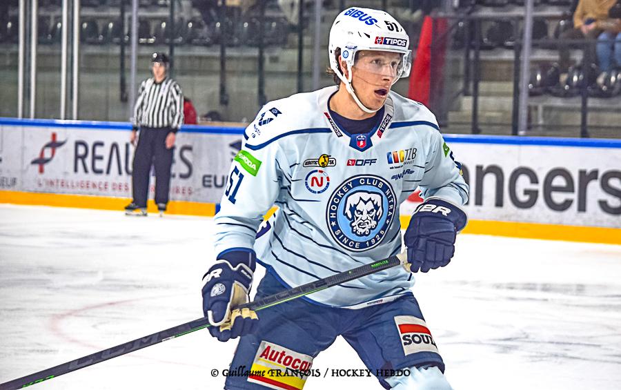 Nitra (SVK) 3 - 2 Cardiff