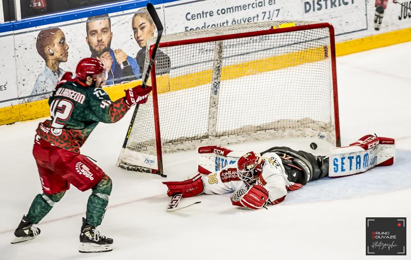 Cergy-Pontoise 2 - 1 Chamonix 