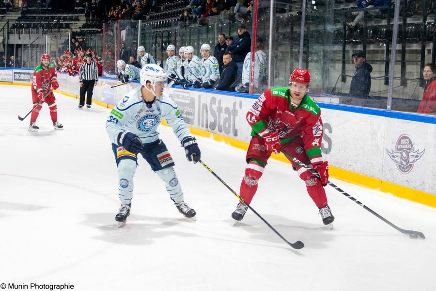 Nitra (SVK) 3 - 2 Cardiff