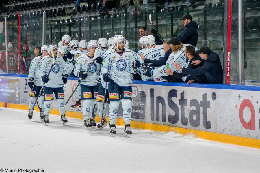 Nitra (SVK) 3 - 2 Cardiff