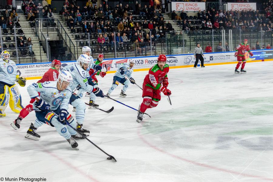 Nitra (SVK) 3 - 2 Cardiff