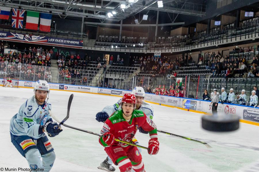 Nitra (SVK) 3 - 2 Cardiff