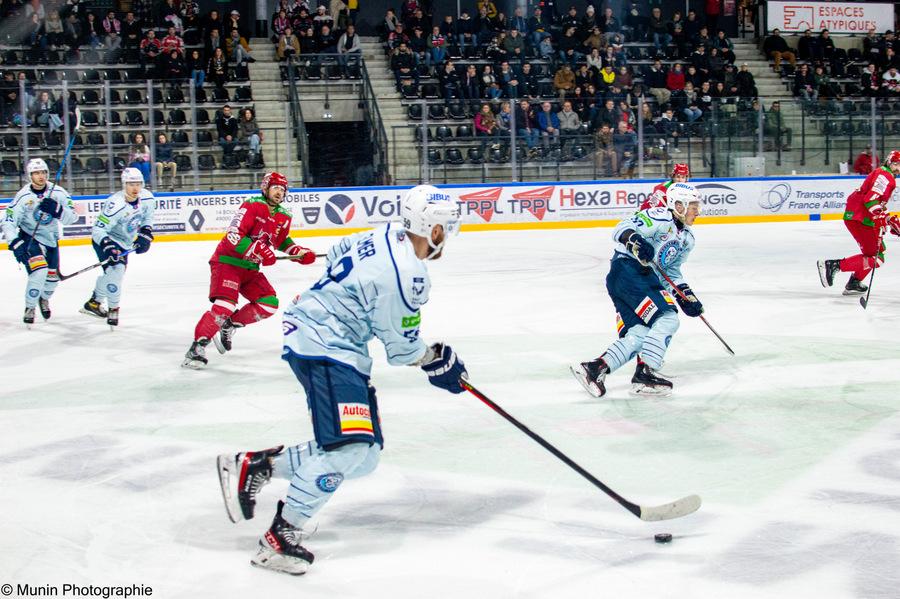 Nitra (SVK) 3 - 2 Cardiff