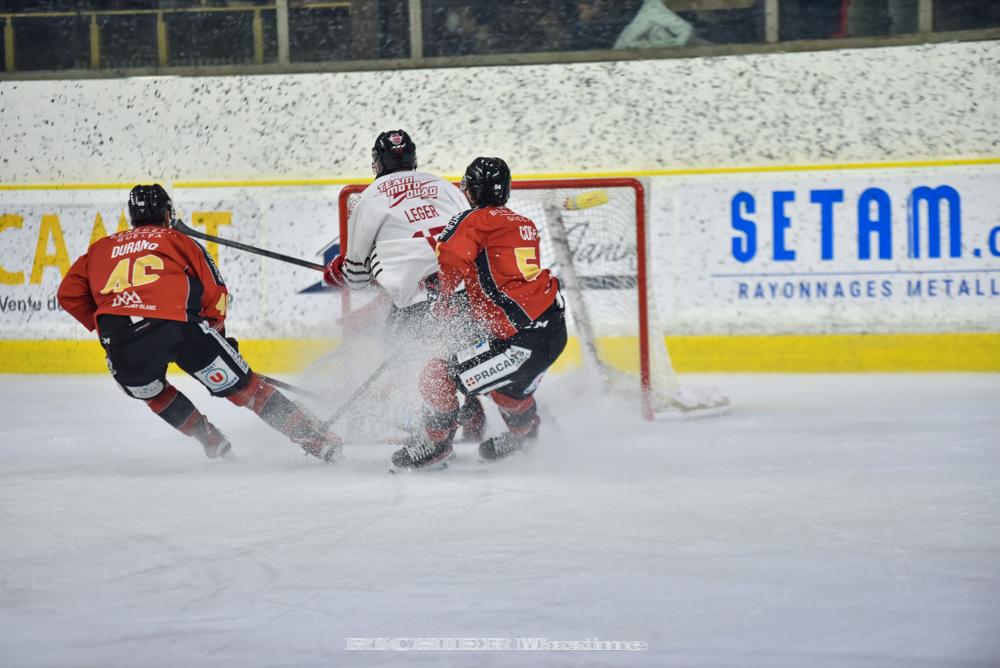 Chamonix  3 - 2 Briançon 