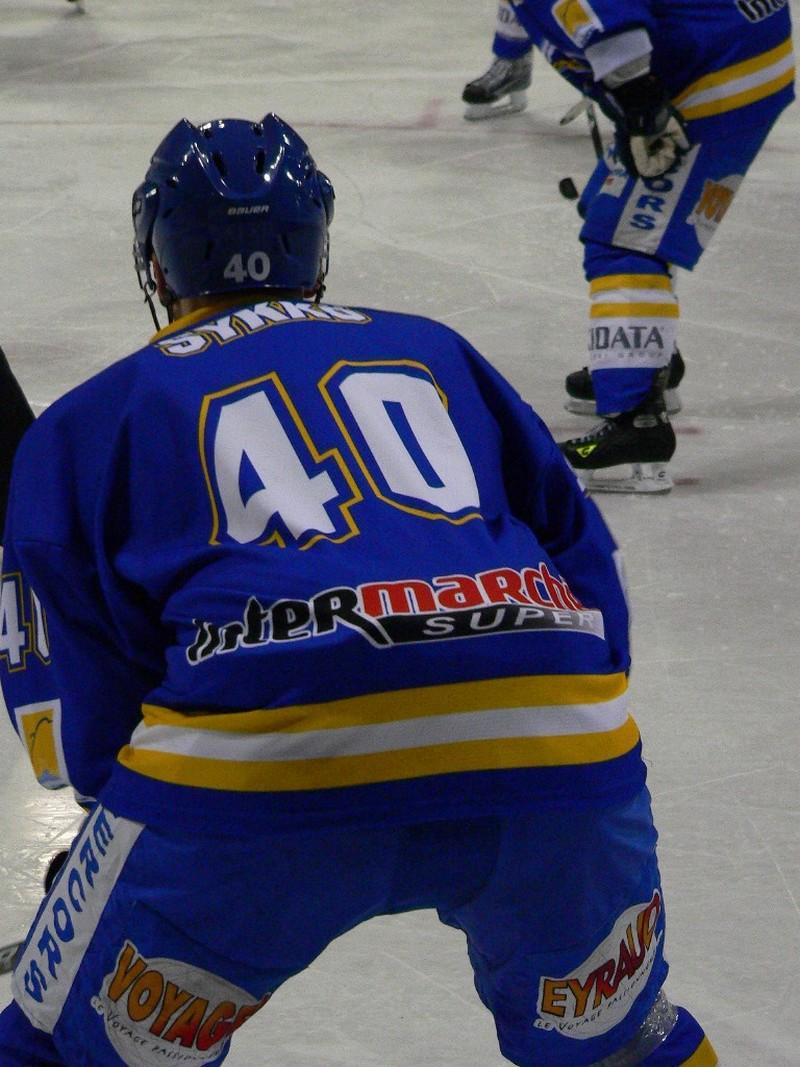 Villard-de-Lans 5 - 1 Avignon