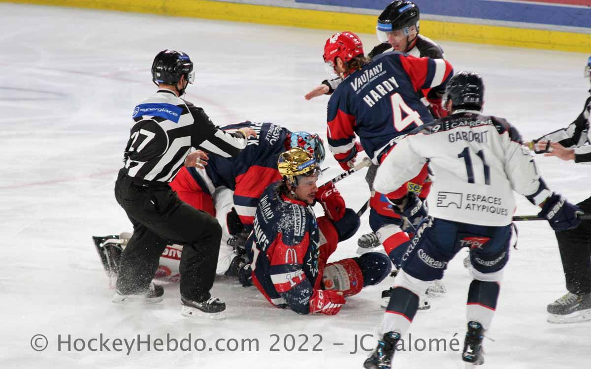 Grenoble  3 - 2 Angers 