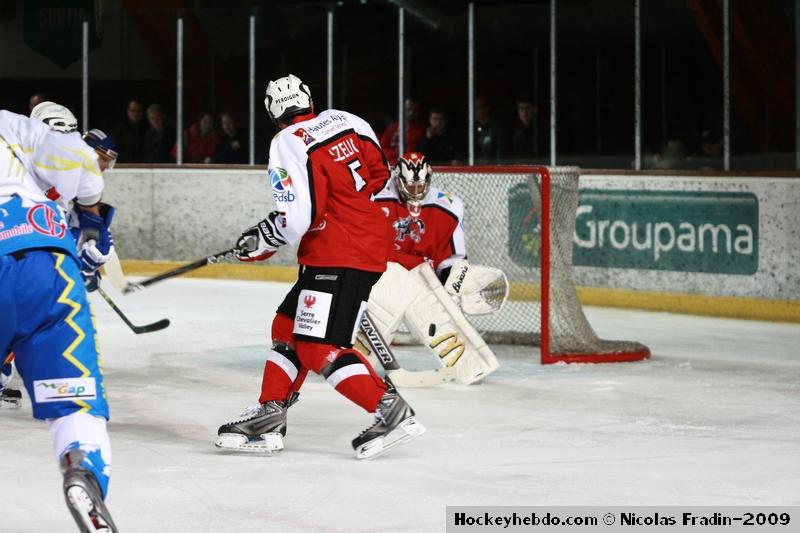Briançon  4 - 2 Gap 