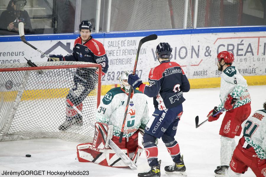 Angers  4 - 5 Cergy-Pontoise