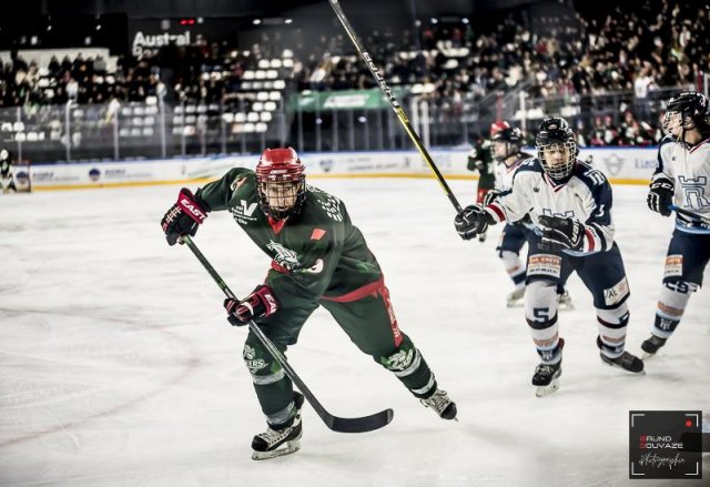 Photo hockey match Cergy-Pontoise / Féminin - Tours / Féminine le 21/01/2023