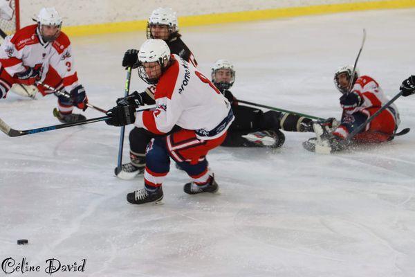 HC74 8 - 9 HCLR - U17