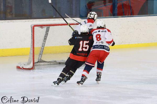 HC74 8 - 9 HCLR - U17