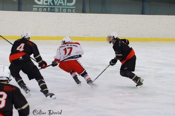 HC74 8 - 9 HCLR - U17