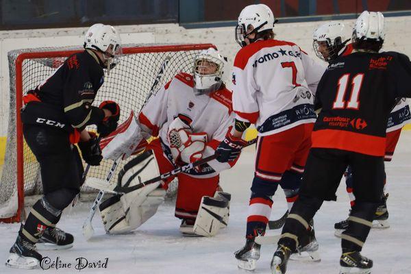 HC74 8 - 9 HCLR - U17