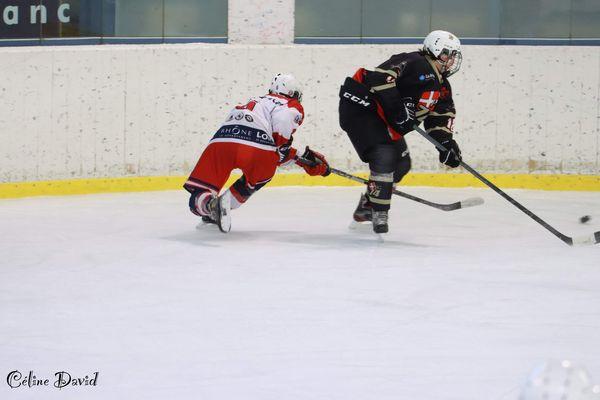 HC74 8 - 9 HCLR - U17