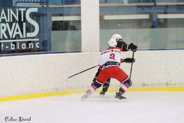 HC74 8 - 9 HCLR - U17