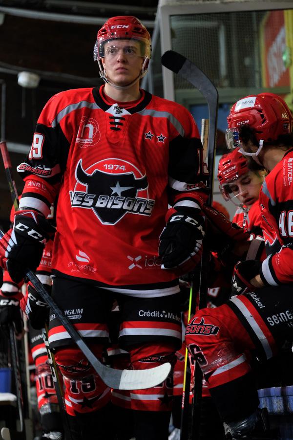 Neuilly/Marne 3 - 4 Epinal 