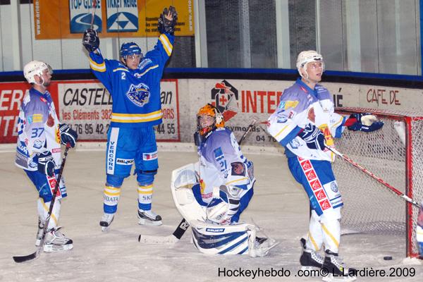 Villard-de-Lans 5 - 1 Avignon