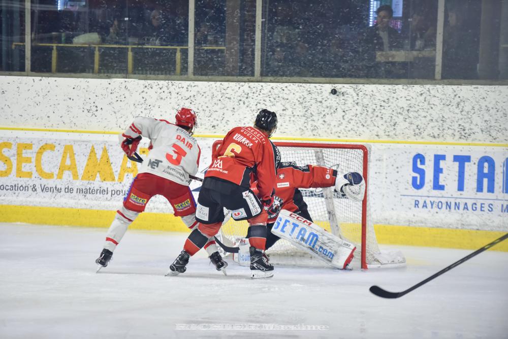 Chamonix  1 - 6 Grenoble 