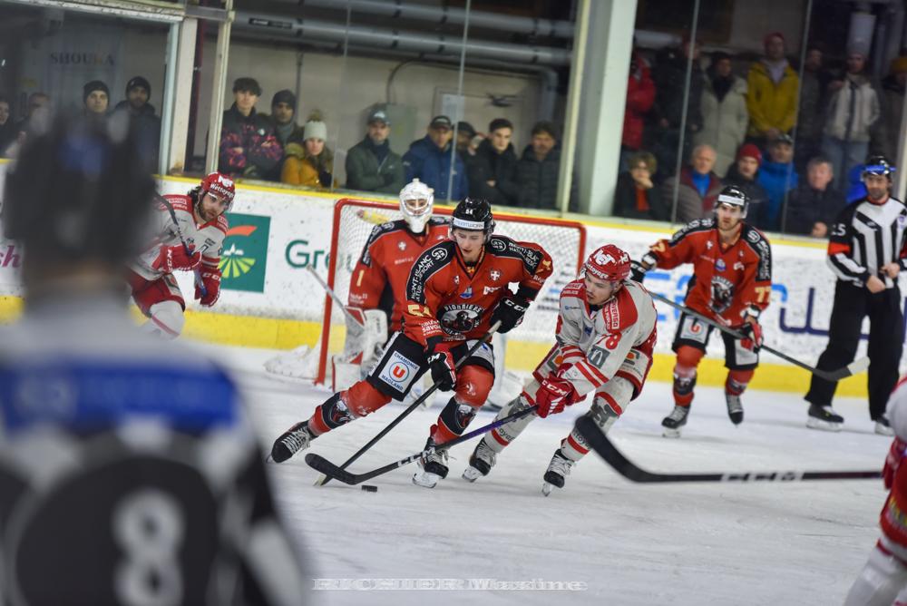 Chamonix  1 - 6 Grenoble 