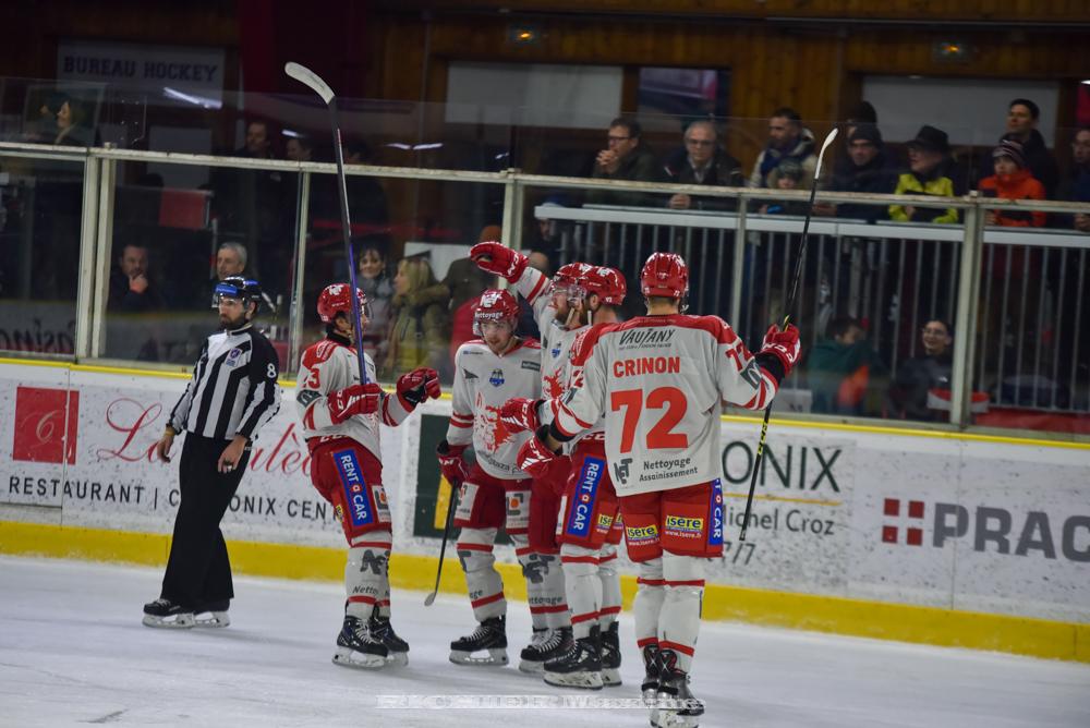 Chamonix  1 - 6 Grenoble 