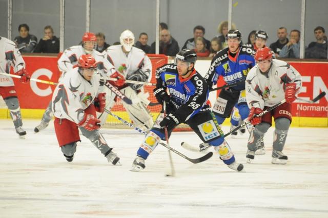 Caen  5 - 0 Cergy-Pontoise