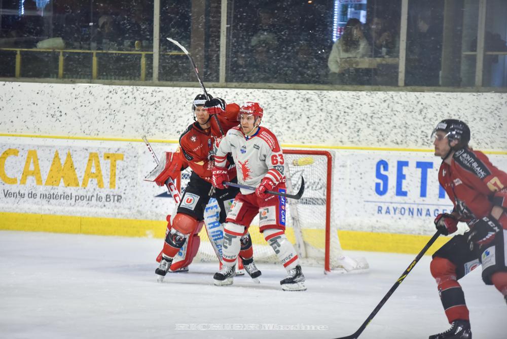 Chamonix  1 - 6 Grenoble 