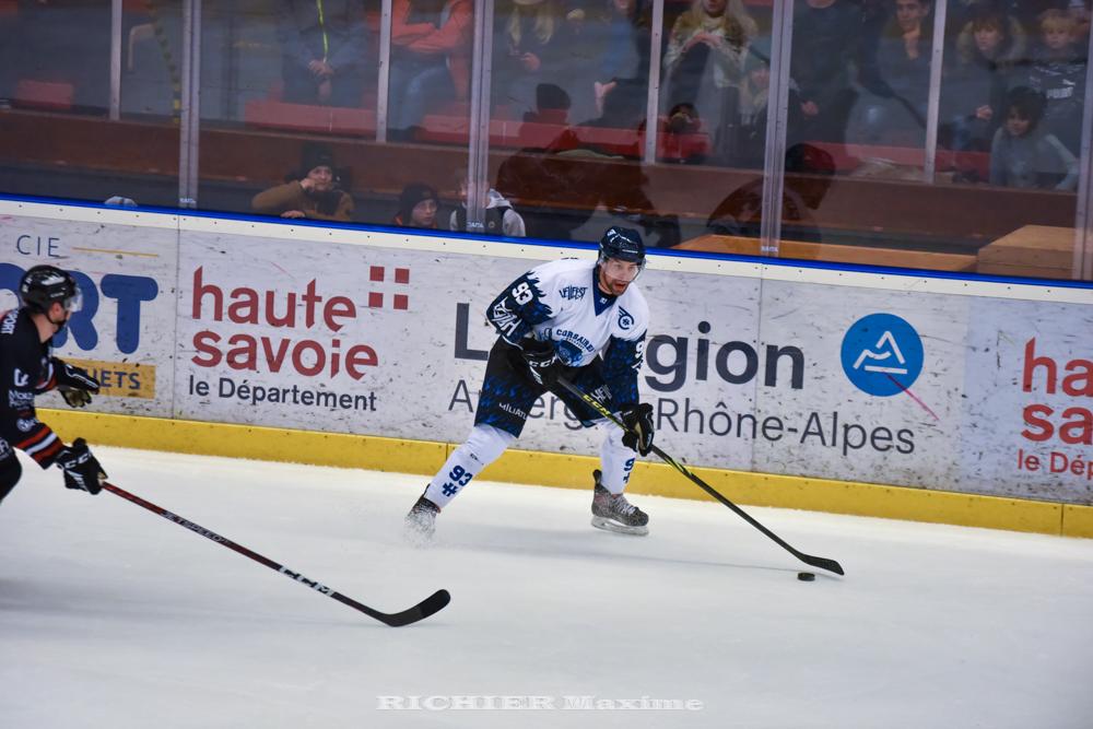 Morzine-Avoriaz 3 - 2 Nantes