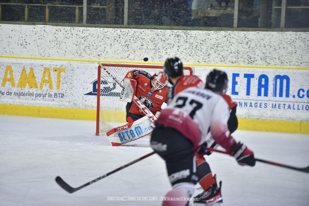 Chamonix  2 - 3 Mulhouse
