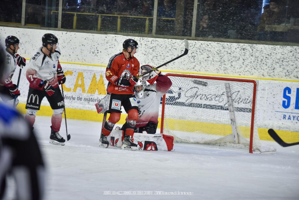 Chamonix  2 - 3 Mulhouse
