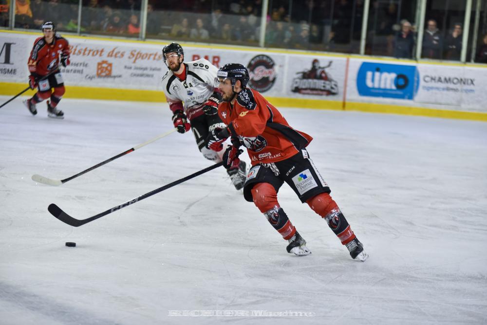 Chamonix  2 - 3 Mulhouse