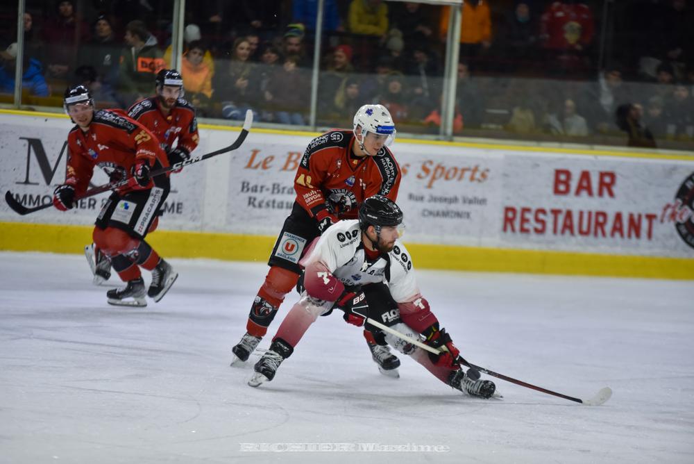Chamonix  2 - 3 Mulhouse