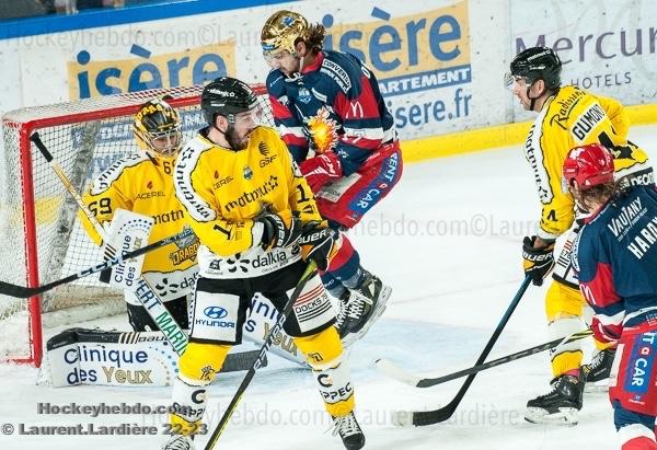 Grenoble  6 - 3 Rouen