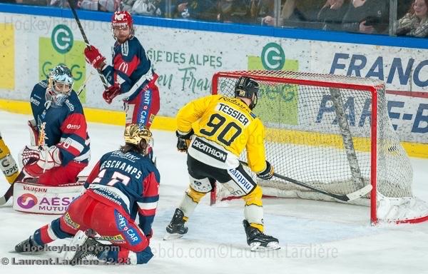 Grenoble  6 - 3 Rouen
