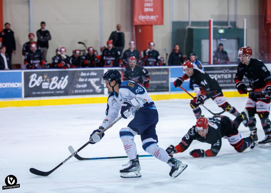 Cholet  1 - 3 Tours 
