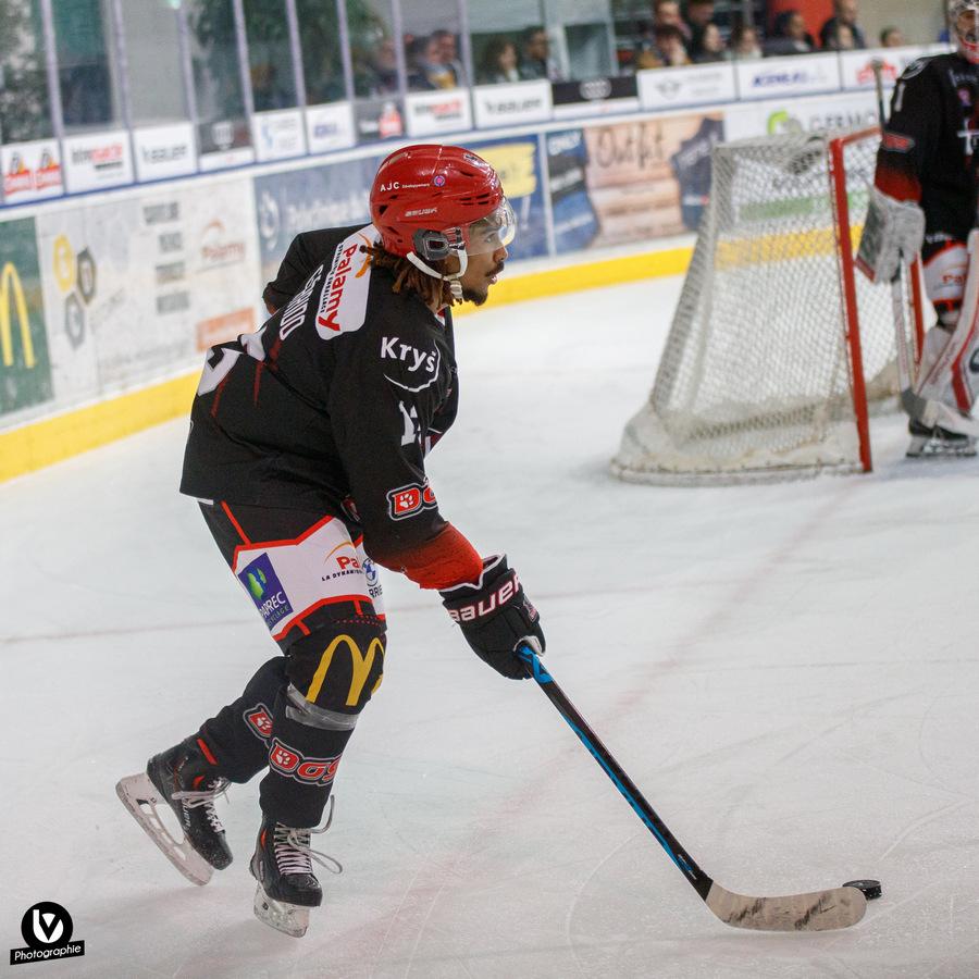 Cholet  1 - 3 Tours 
