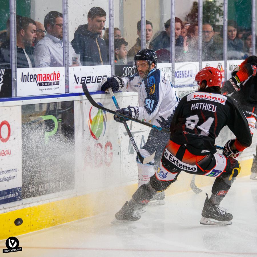Cholet  1 - 3 Tours 