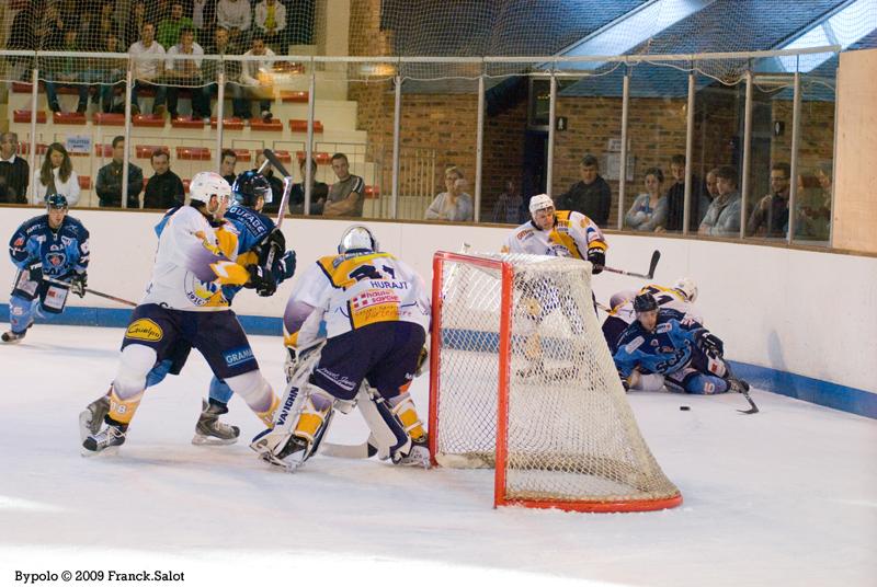 Angers  8 - 5 Chamonix 